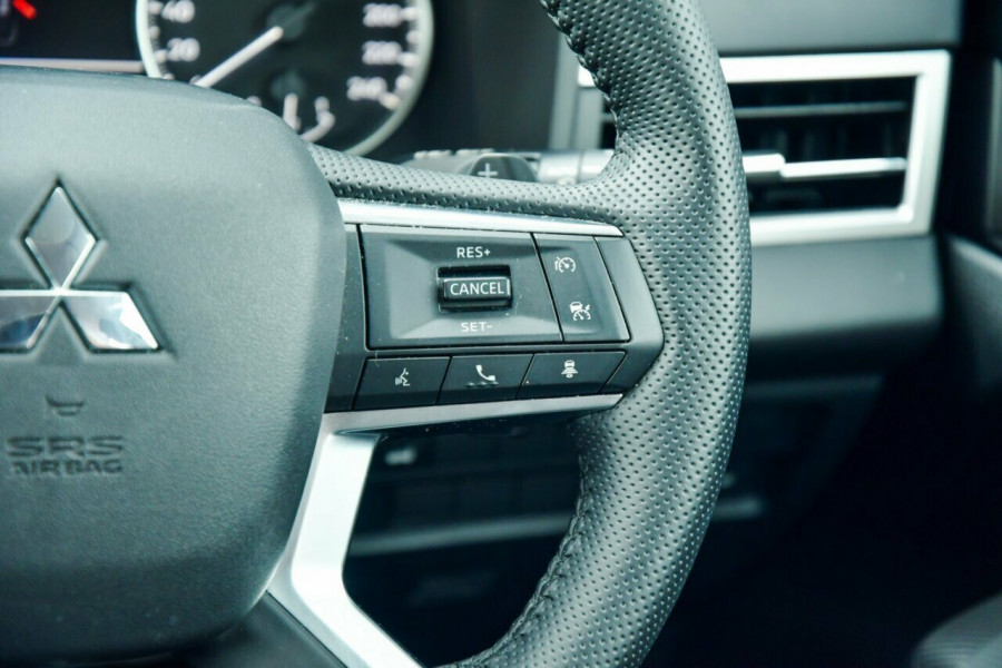 2024 Mitsubishi Outlander ZM Aspire SUV Image 13