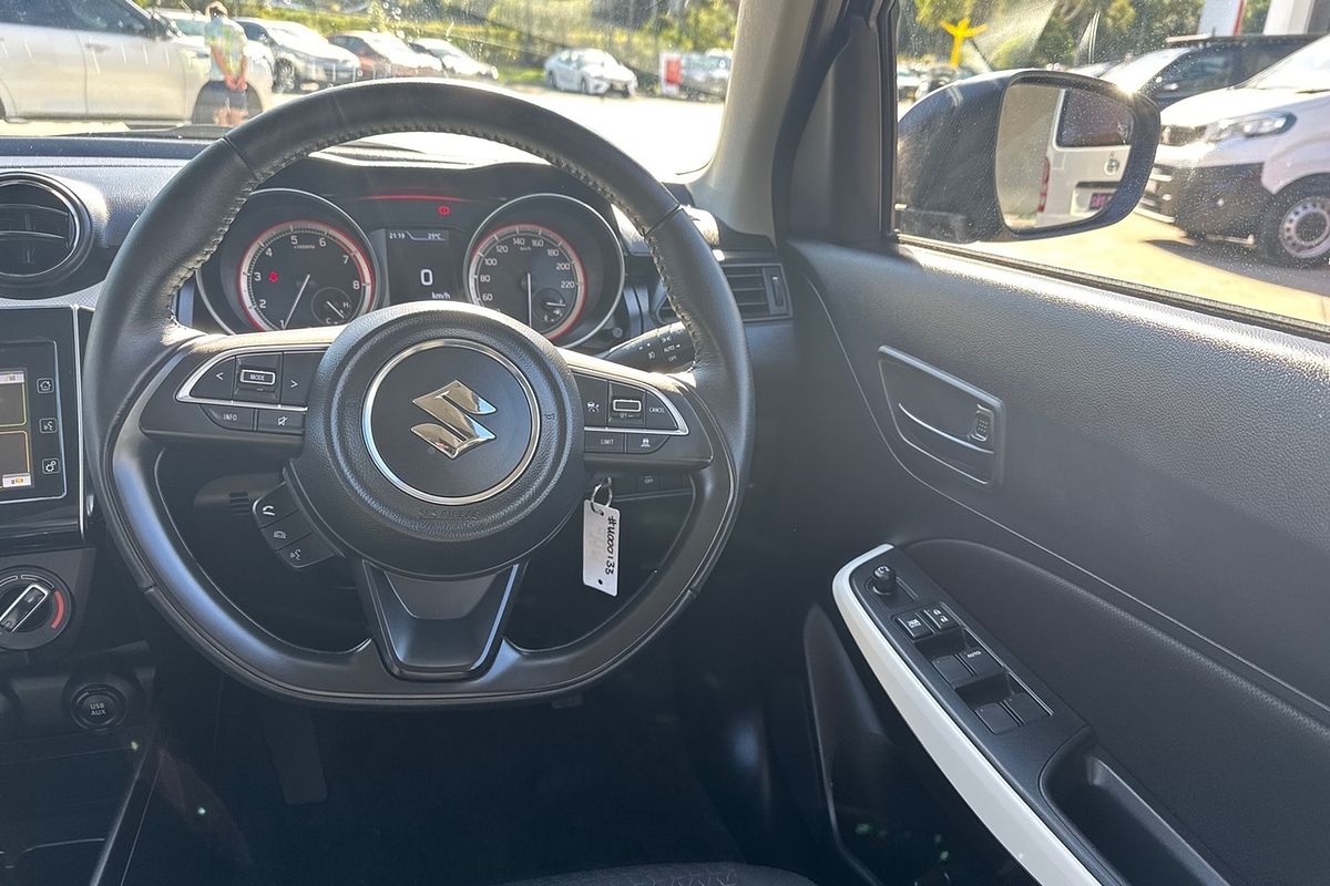 2023 Suzuki Swift AZ Series II GL Hatch Image 7