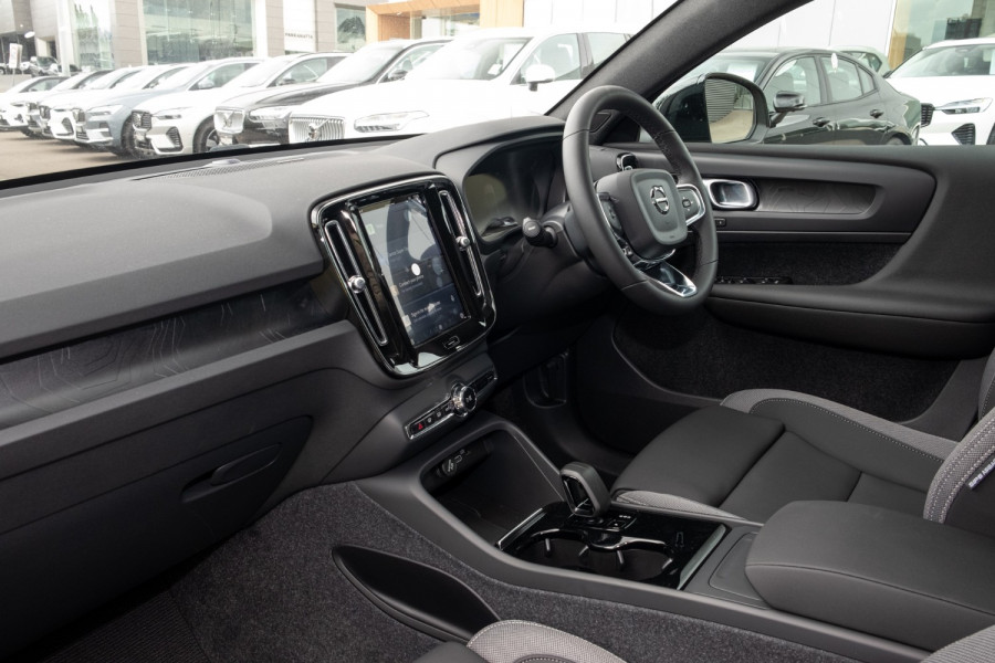 2024 Volvo C40 XK Recharge Twin Pure Electric SUV Image 8