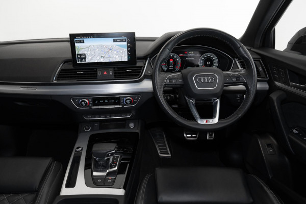 2022 MY23 Audi Q5 FY 45 TFSI S Line SUV image 7
