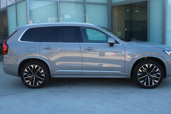 2025 Volvo XC90 L Series Ultra B5 Bright SUV Image 2