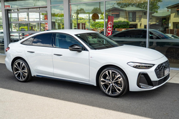 2025 Audi A5 B10 TFSI 150kW S line Sedan image 3