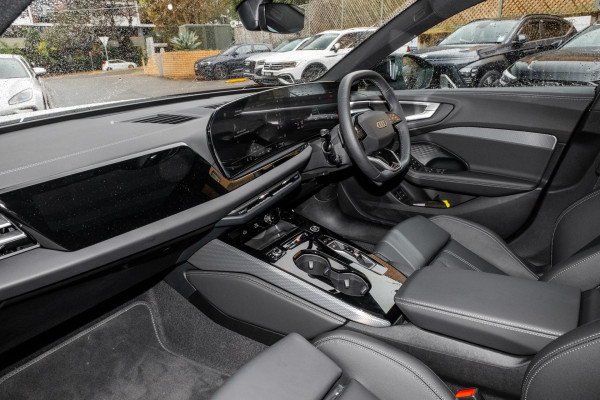 2025 Audi A5 B10 e-hybrid S-Line Sedan image 8