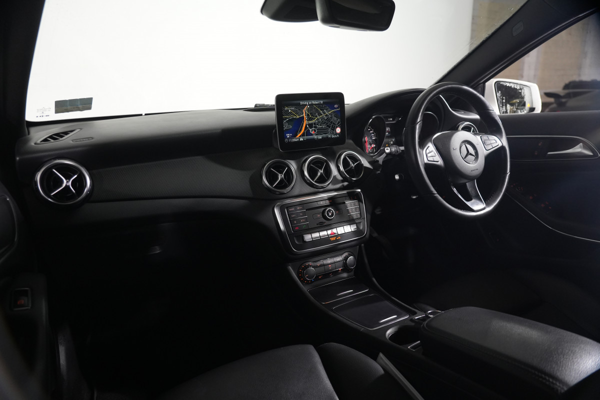 2019 Mercedes-Benz GLA-Class 180 SUV