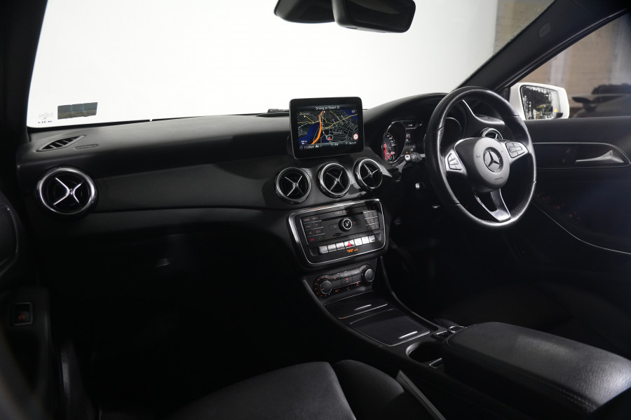 2019 Mercedes-Benz GLA-Class 180 SUV