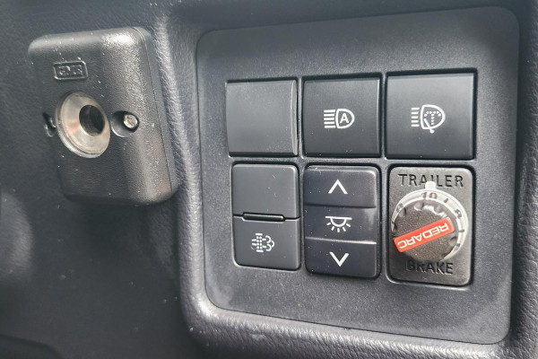 2021 Toyota LandCruiser Prado GDJ150R VX SUV Image 25