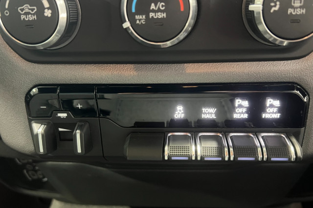 2023 Ram 1500 DT Big Horn Crew Cab Image 18