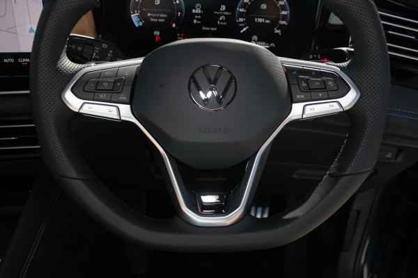 2026 Volkswagen Tiguan CT 150TSI R-Line SUV image 12