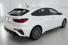 2019 Kia Cerato Hatch BD GT Hatchback Image 2