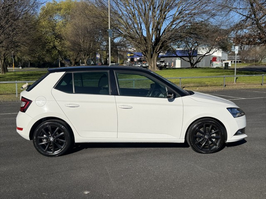 2021 Skoda Fabia NJ Run-Out Edition Hatch Image 2