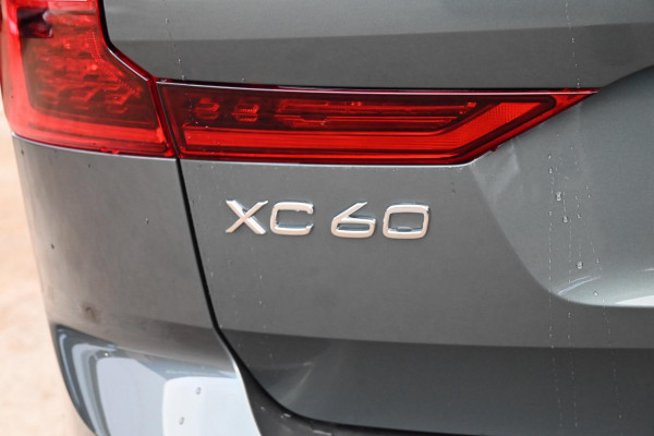 2026 Volvo XC60 UZ Ultra B5 Dark SUV Image 20