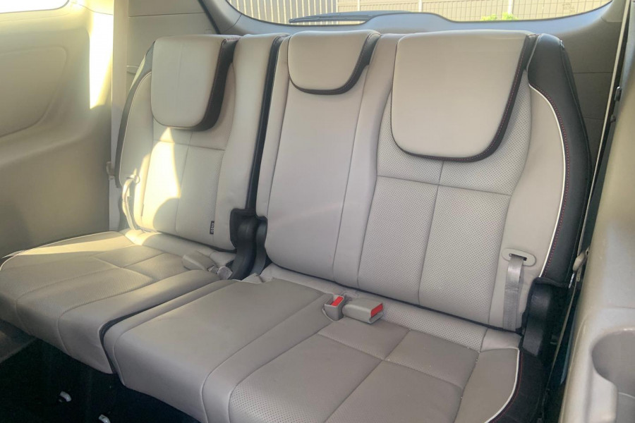 2020 Kia Carnival YP SLi Van Image 18