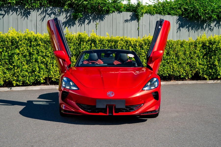 2026 MG Cyberster 77KWH AWD Convertible Image 5