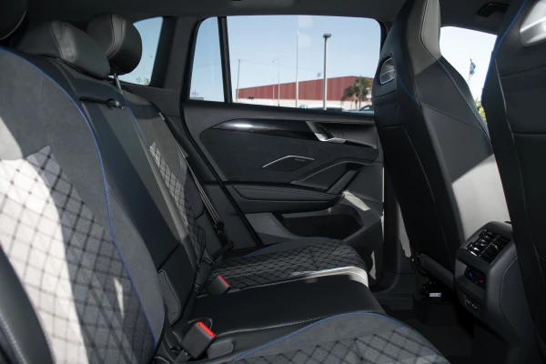 2026 Volkswagen Tiguan CT 150TSI R-Line SUV Image 10