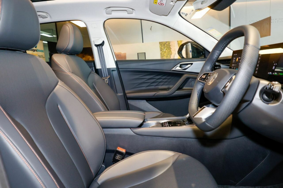 2025 MG HS AS33P Super Hybrid Essence SUV Image 8