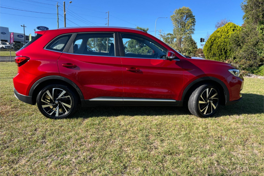 2025 MG ZS ZS32 Essence Hybrid+ SUV Image 8