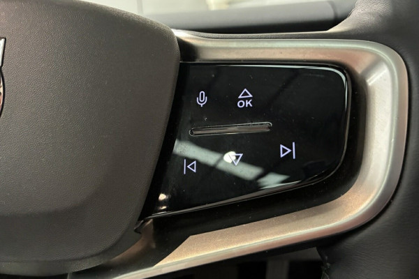 2024 Volvo EX30  Twin Motor Performance Ultra SUV Image 19