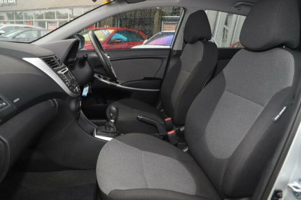 2012 Hyundai Accent RB Active Hatchback