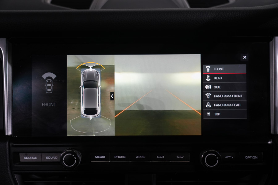 2019 Porsche Macan SUV