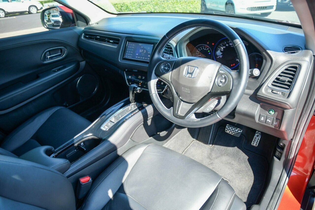 2018 Honda HR-V VTi-LX Hatchback Image 6