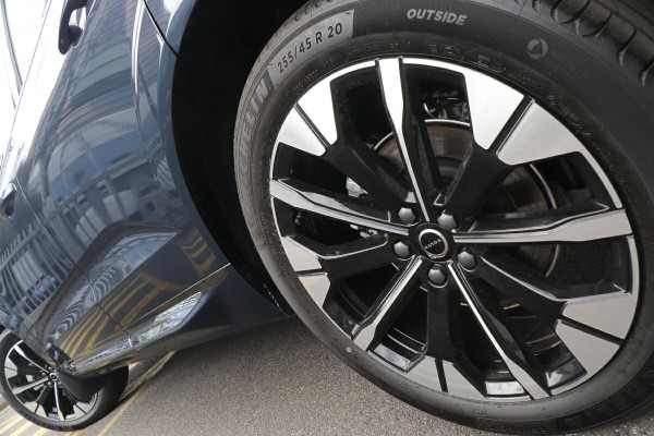 2026 Volvo XC60 UZ Plus B5 Bright SUV Image 4