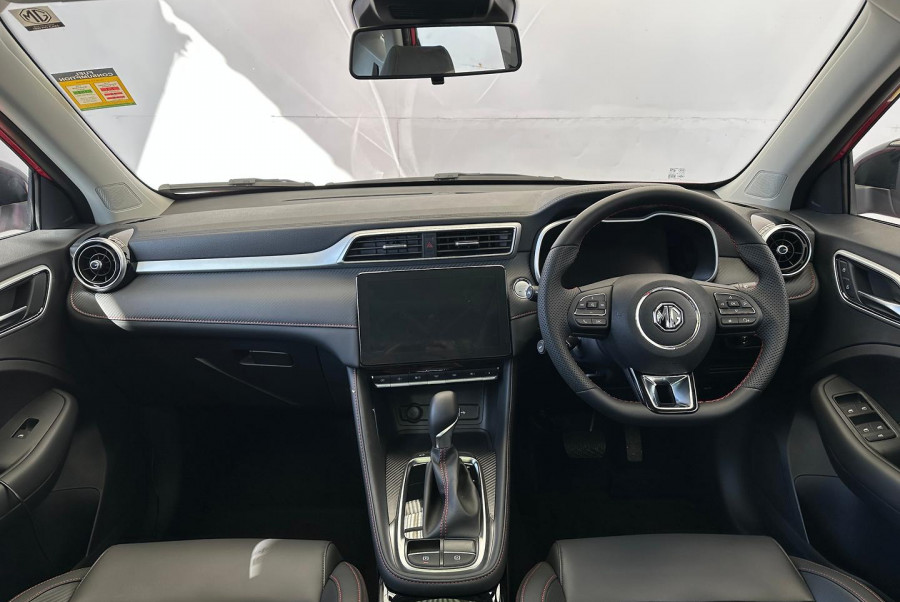 2024 MG ZST  Essence SUV Image 6