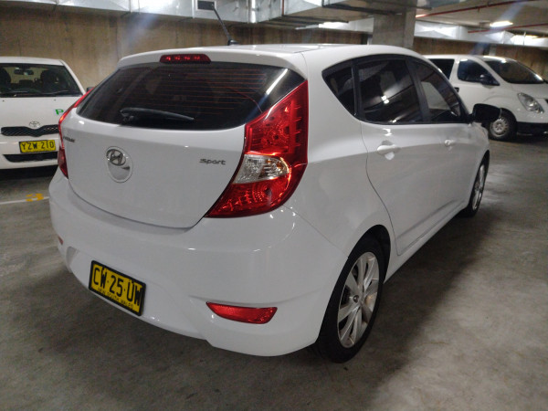 2018 Hyundai Accent RB6 Sport Hatch image 3