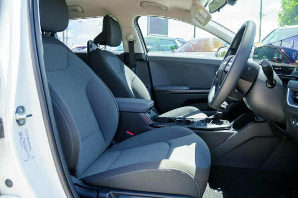 2026 Kia K4 CL4m S Hatch Image 17