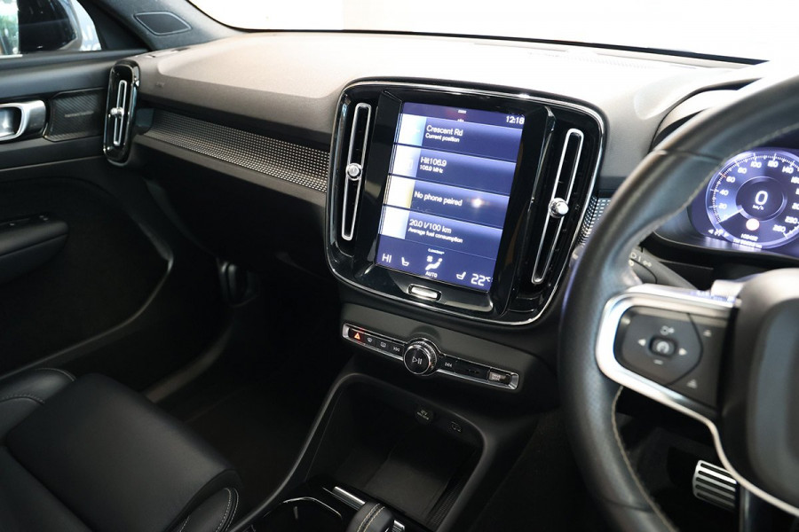 2021 Volvo XC40 XZ T5 R-Design SUV Image 18
