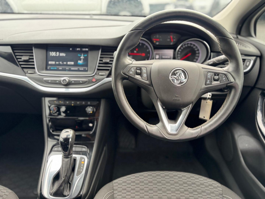 2017 Holden Astra BK R Hatch Image 17