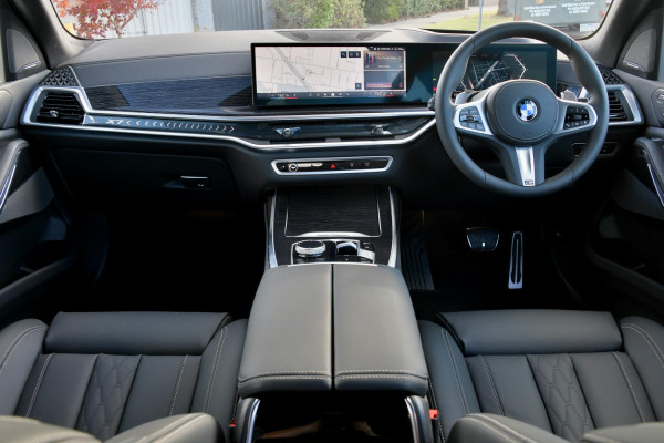 2026 BMW X7 G07 LCI xDrive40d M Sport SUV image 4