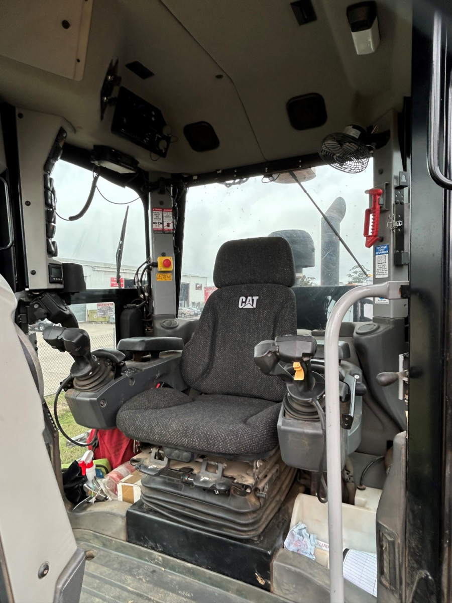 2021 Caterpillar  140M Grader Graders Image 11