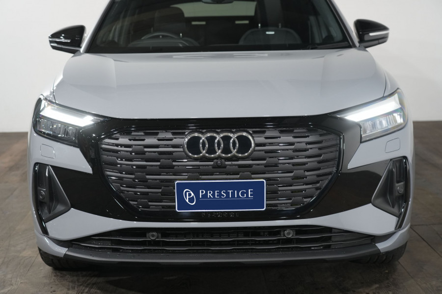 2025 Audi Q4 e-tron F4 45 SUV Image 3