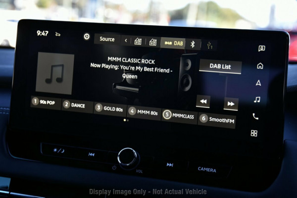 2026 Mitsubishi Outlander ZM Black Edition SUV Image 13
