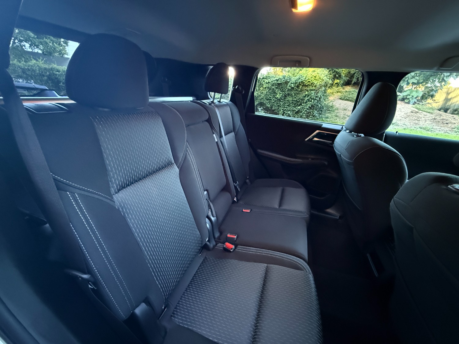 2023 MY24 Mitsubishi Outlander ZM LS SUV Image 17