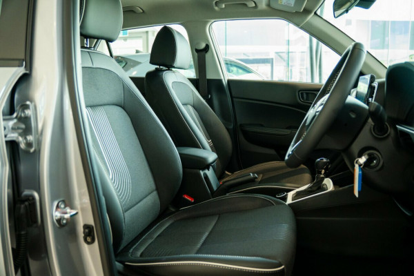 2026 Hyundai Venue QX.V5 Active SUV Image 17