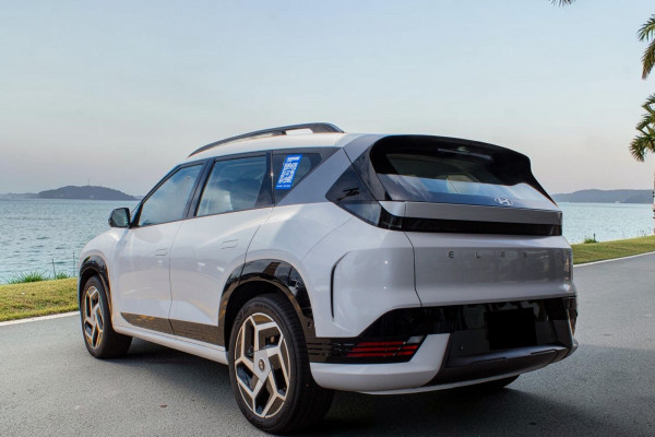 2026 Hyundai ELEXIO OE1.V1 Elite Other Image 6