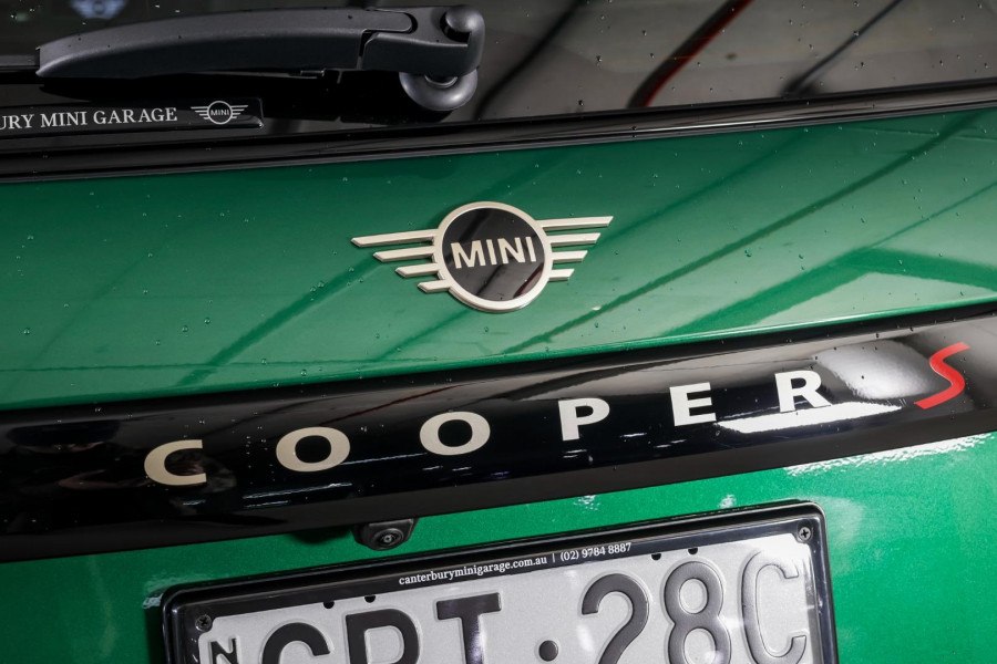 2026 MINI Cooper F66 S Favoured Hatch