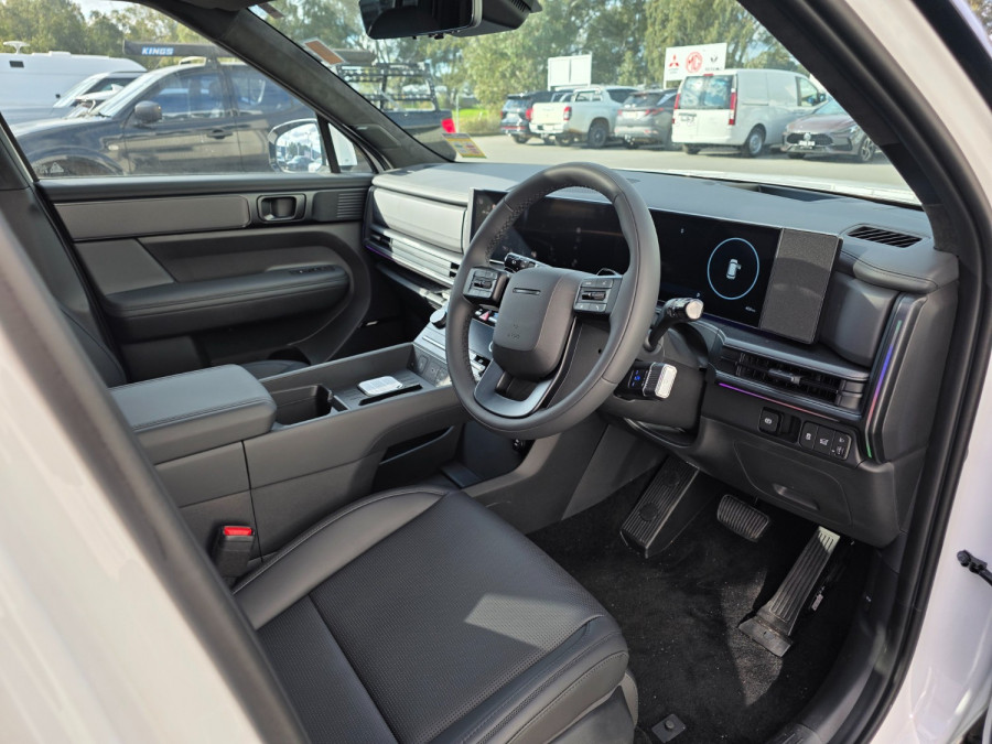 2026 Hyundai Santa Fe MX5.V2 Hybrid Calligraphy SUV Image 8