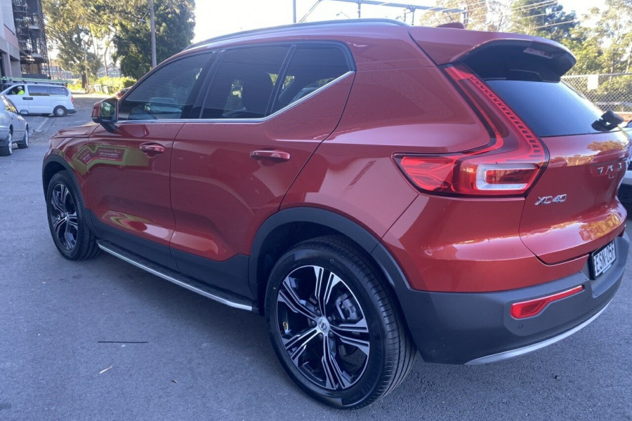 2022 Volvo XC40 T4 Inscription Wagon Image 14