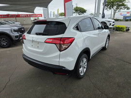2015 Honda HR-V  VTi SUV image 7