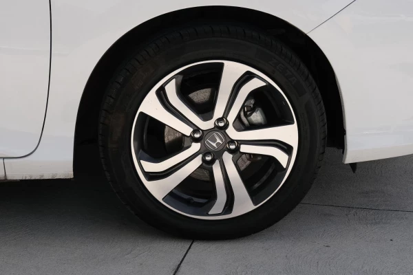 2015 MY16 Honda City GM VTi-L Sedan Image 5