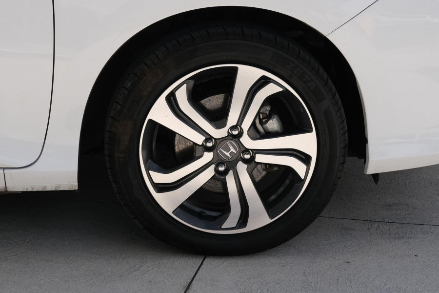 2015 MY16 Honda City GM VTi-L Sedan Image 5