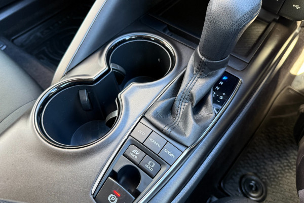 2022 Toyota Camry Hybrid AXVH70R Ascent Sedan Image 16