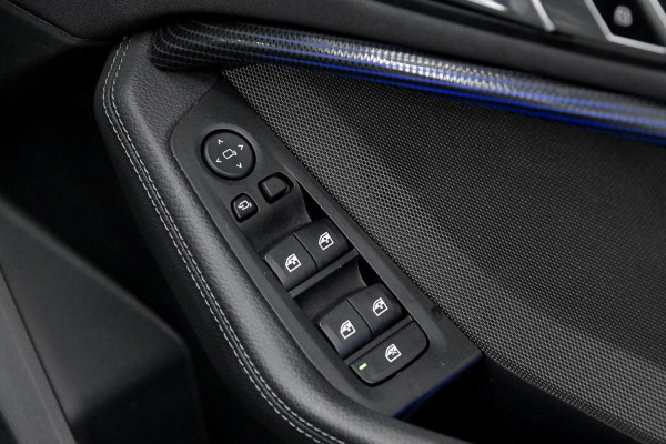 2020 BMW 1 Series F40 M135i xDrive Hatch image 21