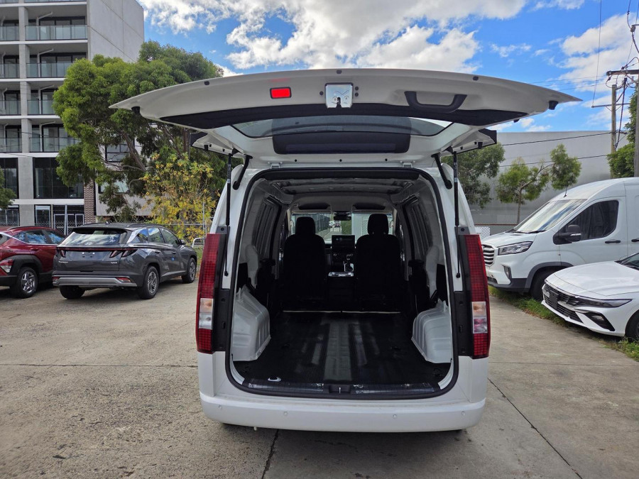 2026 MY27 Hyundai Staria Load US4.V4  Van Image 11