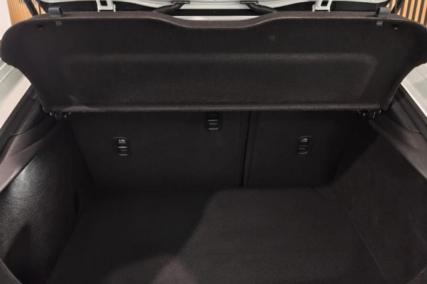 2025 Mazda 3 BP Series G20 Touring Hatch Image 9