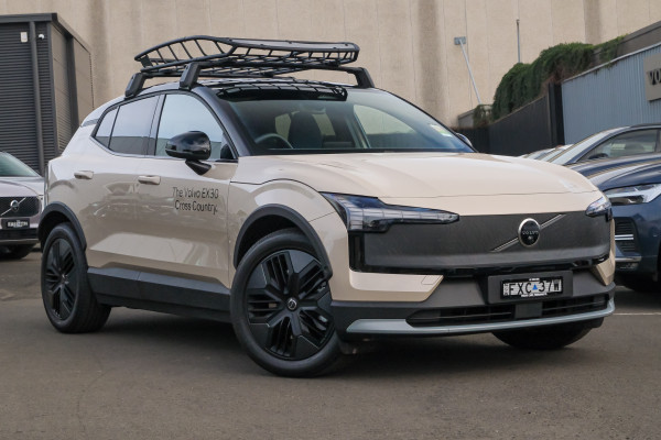 2026 Volvo EX30 Cross Country  Ultra Twin Motor Performance SUV