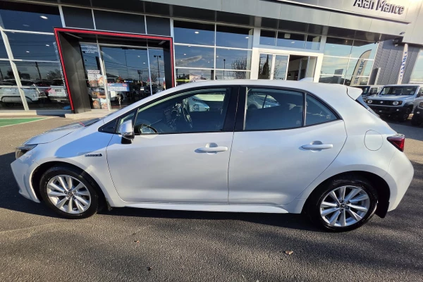 2023 Toyota Corolla ZWE219R  Ascent Sport Hybrid Hatch Image 3