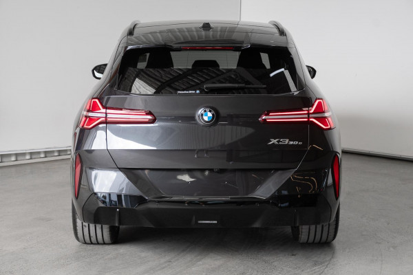 2026 BMW X3 G45 30e xDrive SUV image 5